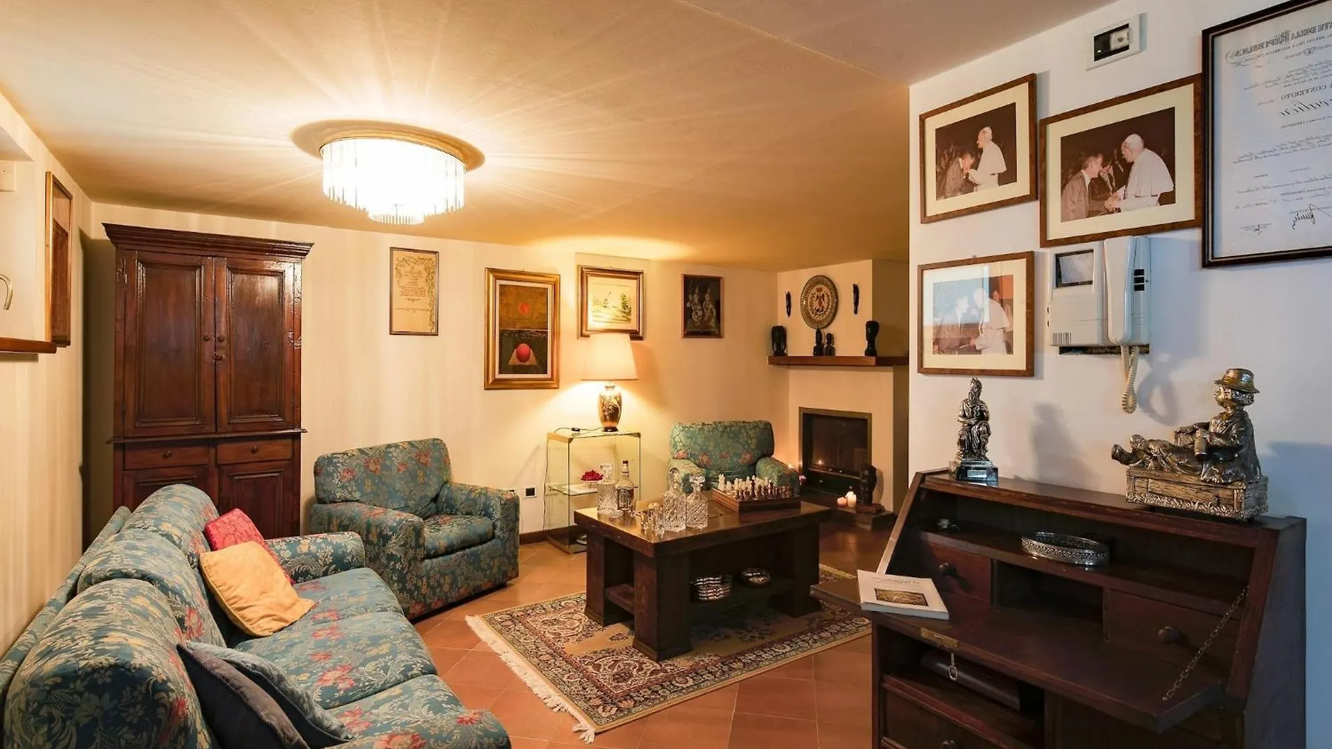 Villa Belvilla By Oyo Giardino Delle Giare Castiglion Fiorentino Italy